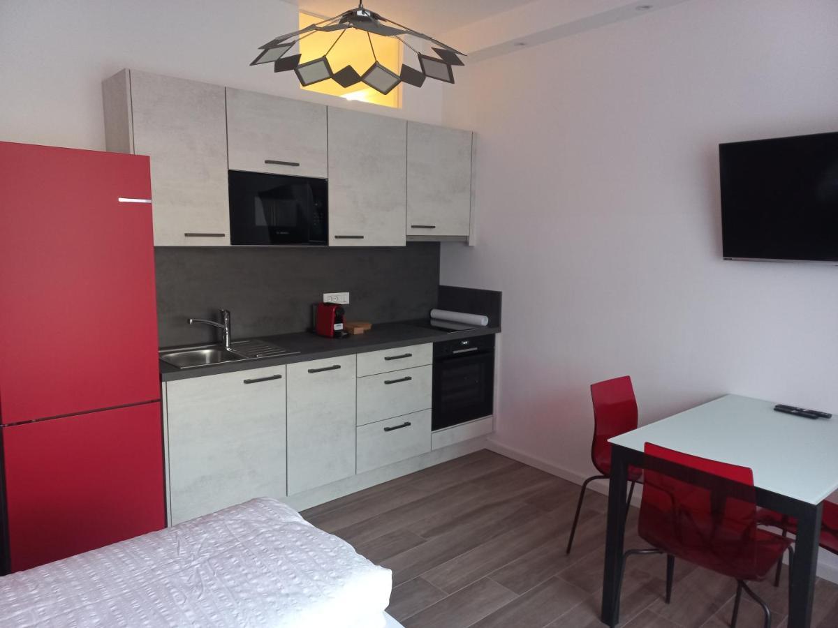 Studio-Appartment - Hotel Lux 梅拉诺 外观 照片